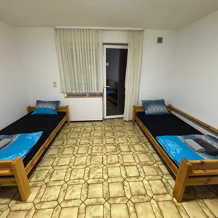 Phoenix2 Apartamento *